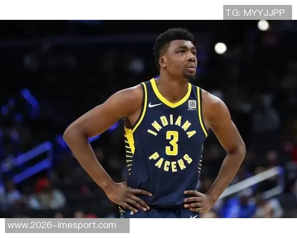 托布短暂出场却高效表现13分钟内砍下14分6篮板2盖帽展现实力 托布短暂出场却高效表现13分钟内砍下14分6篮板2盖帽展现实力