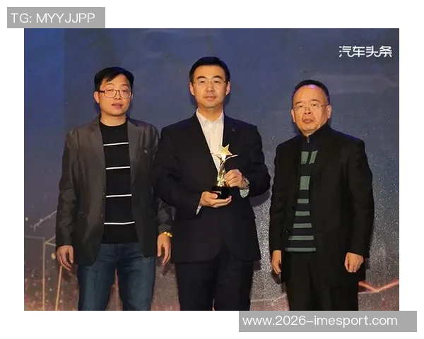 德拉普获PFA年度最佳年轻球员奖项官方晒领奖照片引关注 德拉普获PFA年度最佳年轻球员奖项官方晒领奖照片引关注