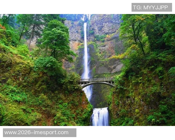 林葳波特兰游记分享看球之余打卡马尔特诺玛瀑布美景