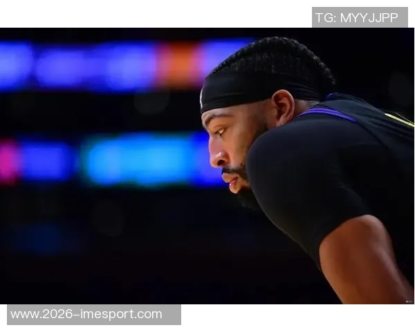 罗威半场表现平平犯规过多仅得4分5板1断1帽影响球队战局 罗威半场表现平平犯规过多仅得4分5板1断1帽影响球队战局