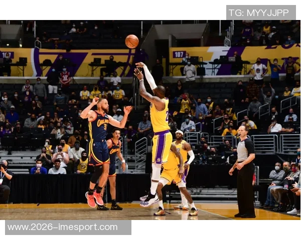 霍福德称赞格林库里巴特勒是领袖期待向他们学习成长 霍福德称赞格林库里巴特勒是领袖期待向他们学习成长