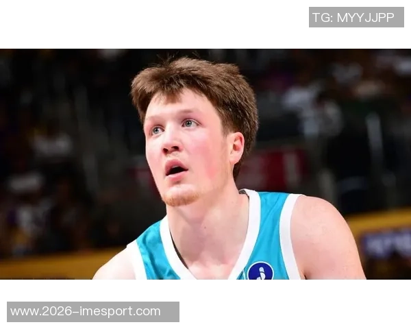 克尼佩尔再创佳绩连续15场命中两记以上三分球刷新新秀历史纪录